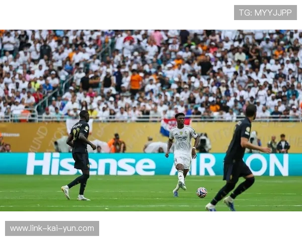 皇马伤退确认防线溃败——豪门危机中的阴影与转机