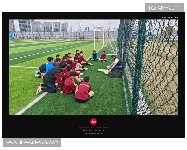足球联赛在青训扶持中推动俱乐部与高校合作共建训练科研平台，2020足球青训招生